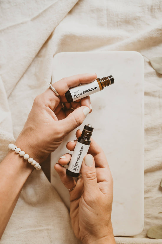 Aura Roller Blend