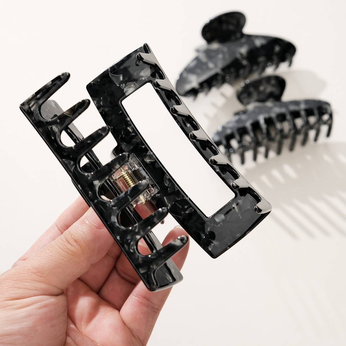 Onyx | Assorted Large Claw Clips: Assorted
