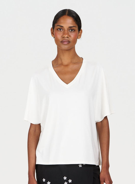 Dhalia Tee