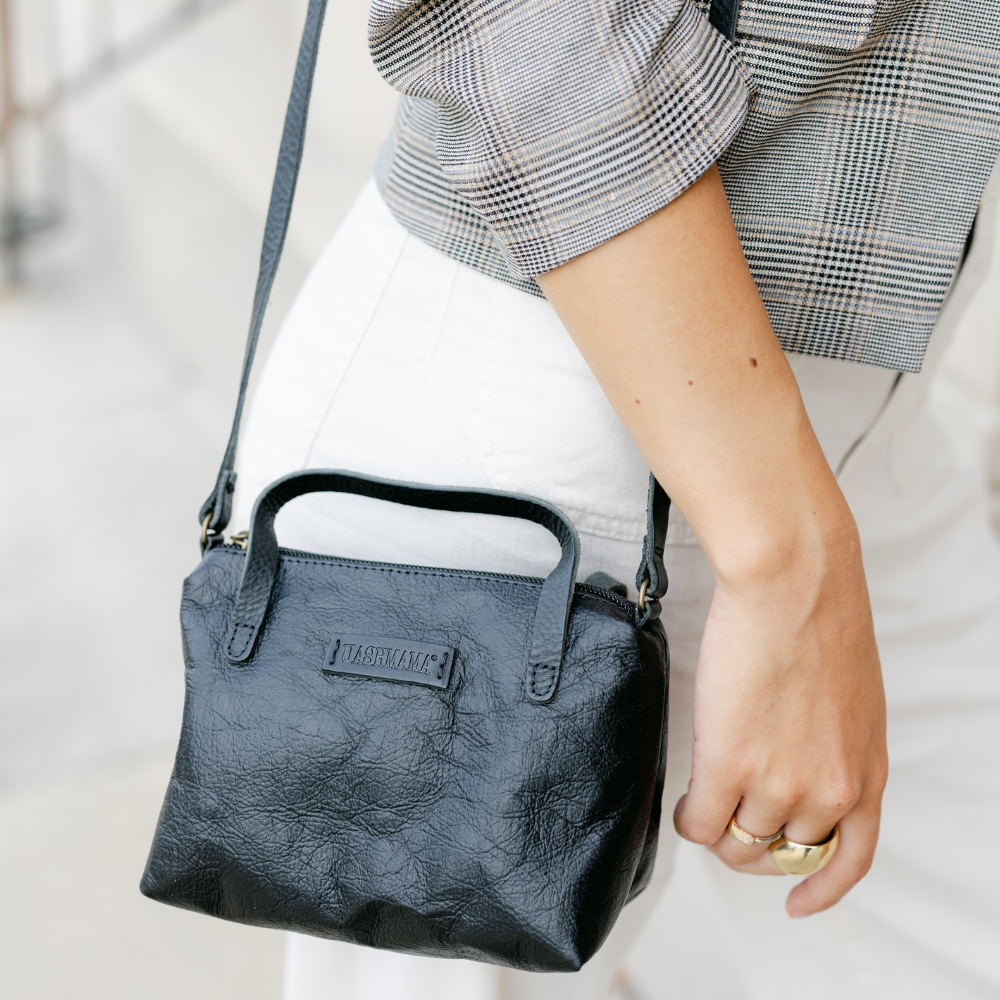 BOLSO BANDOLERA GEMMINA: Negro