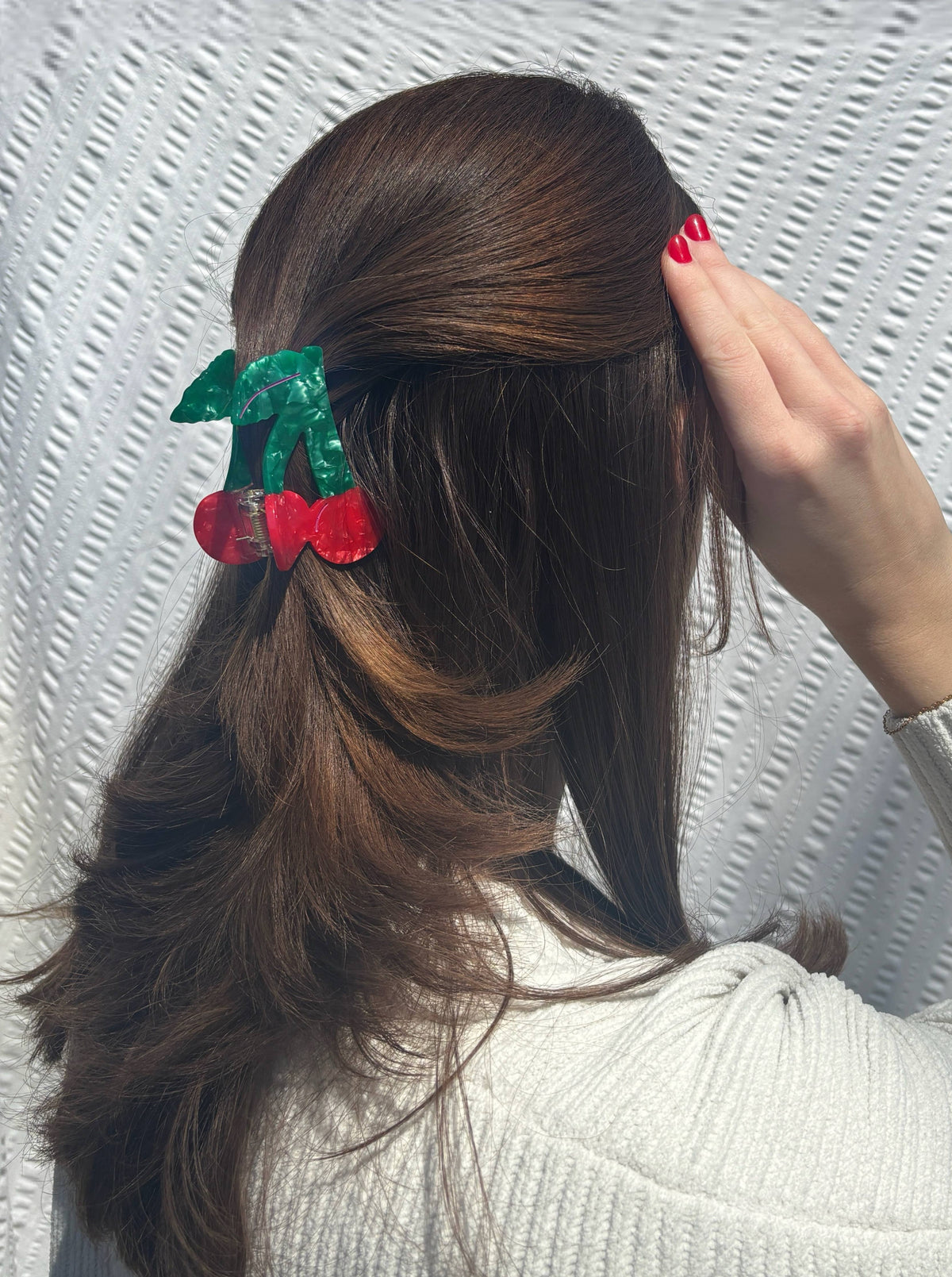 Cherry Claw Clip // Cellulose Acetate 
